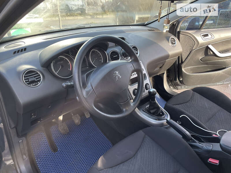 Универсал Peugeot 308 2013 в Ивано-Франковске