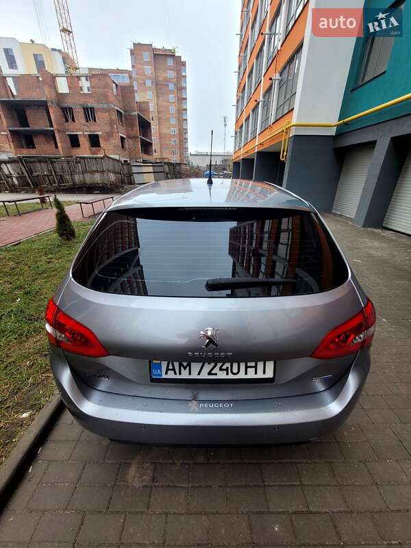 Універсал Peugeot 308 2015 в Житомирі