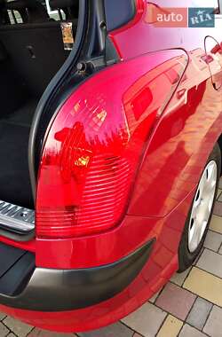 Универсал Peugeot 308 2010 в 
