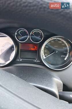 Универсал Peugeot 308 2010 в 