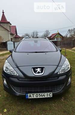 Универсал Peugeot 308 2010 в Косове