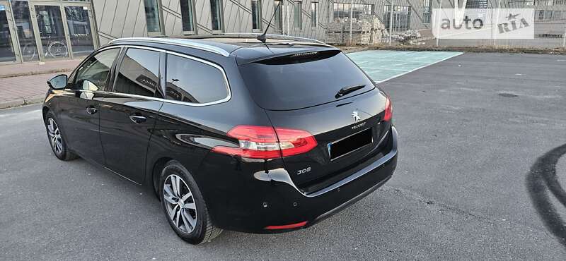 Универсал Peugeot 308 2018 в Львове