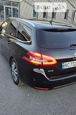 Универсал Peugeot 308 2018 в Львове
