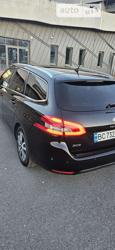 Универсал Peugeot 308 2018 в Львове