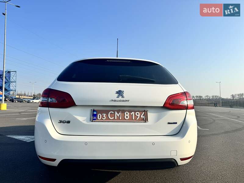 Універсал Peugeot 308 2015 в Рівному