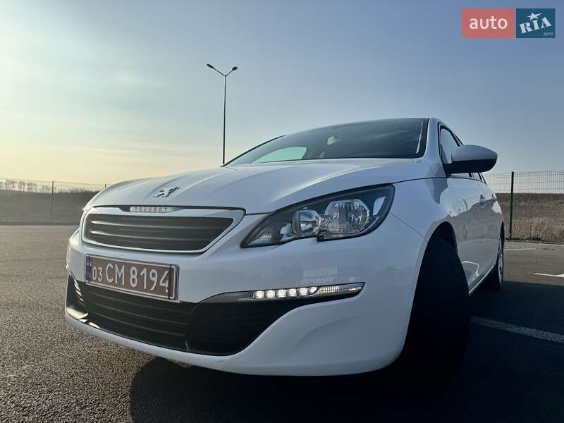 Универсал Peugeot 308 2015 в Ровно