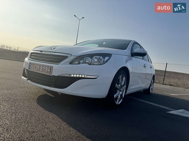 Універсал Peugeot 308 2015 в Рівному