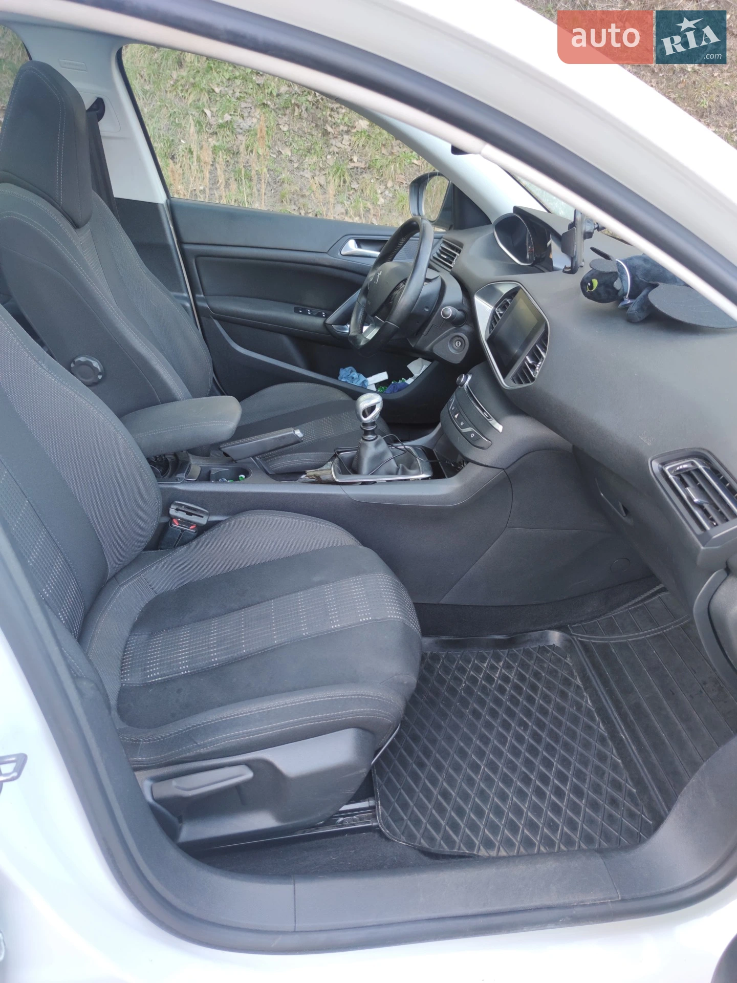 2015 Peugeot 308 - мініатюра 13