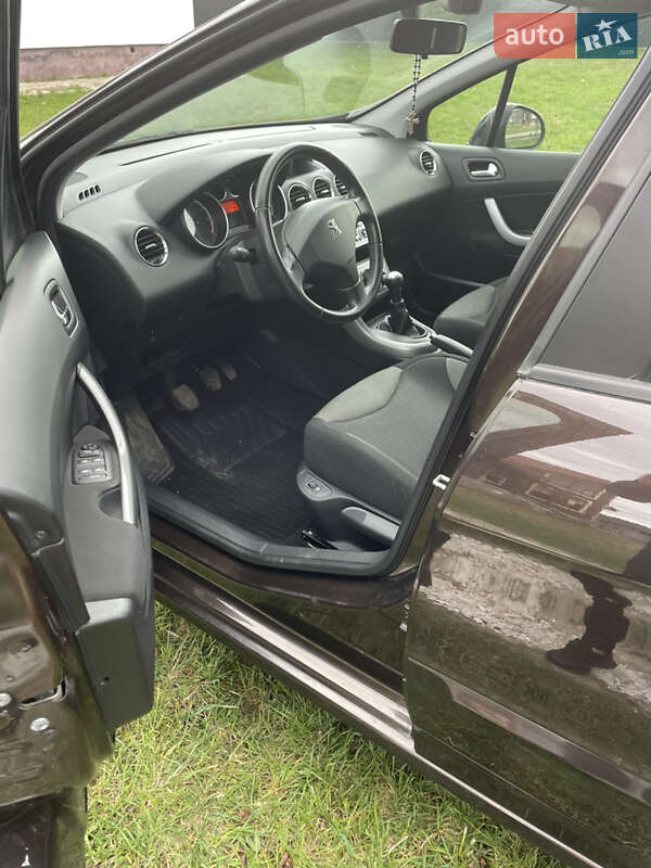 Хэтчбек Peugeot 308 2011 в Коломые