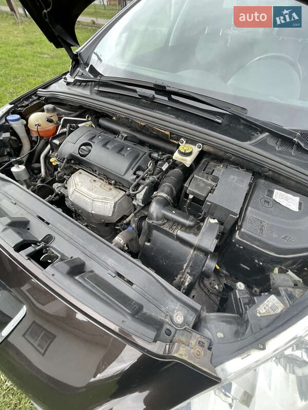 Хэтчбек Peugeot 308 2011 в Коломые