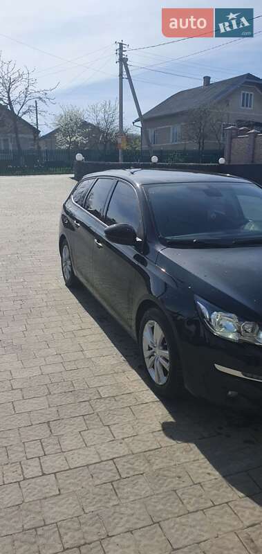 Універсал Peugeot 308 2015 в Івано-Франківську