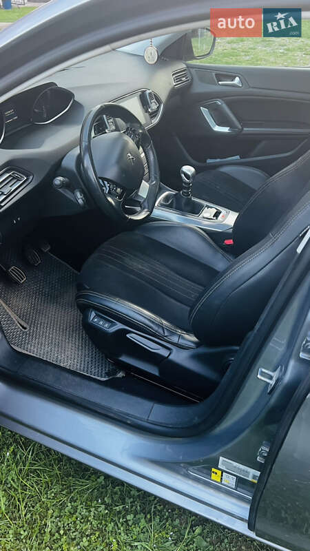 Хетчбек Peugeot 308 2014 в Богородчанах фото 14 Хетчбек Peugeot 308 2014 в Богородчанах