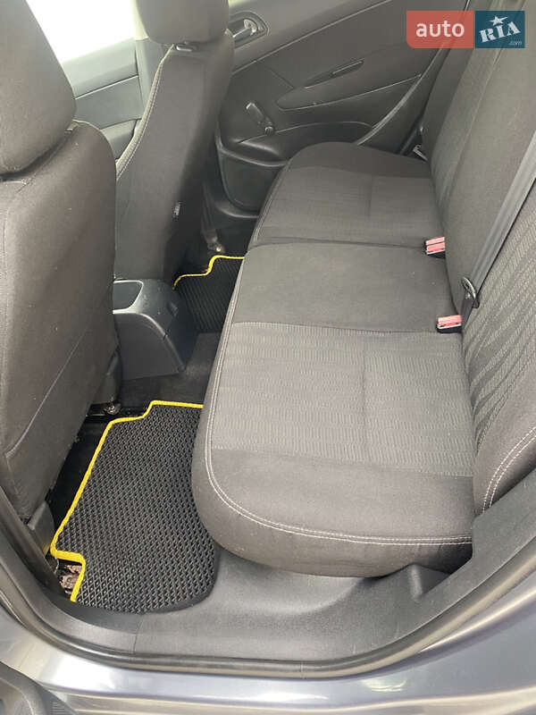 Хэтчбек Peugeot 308 2010 в Львове фото 12 Хэтчбек Peugeot 308 2010 в Львове