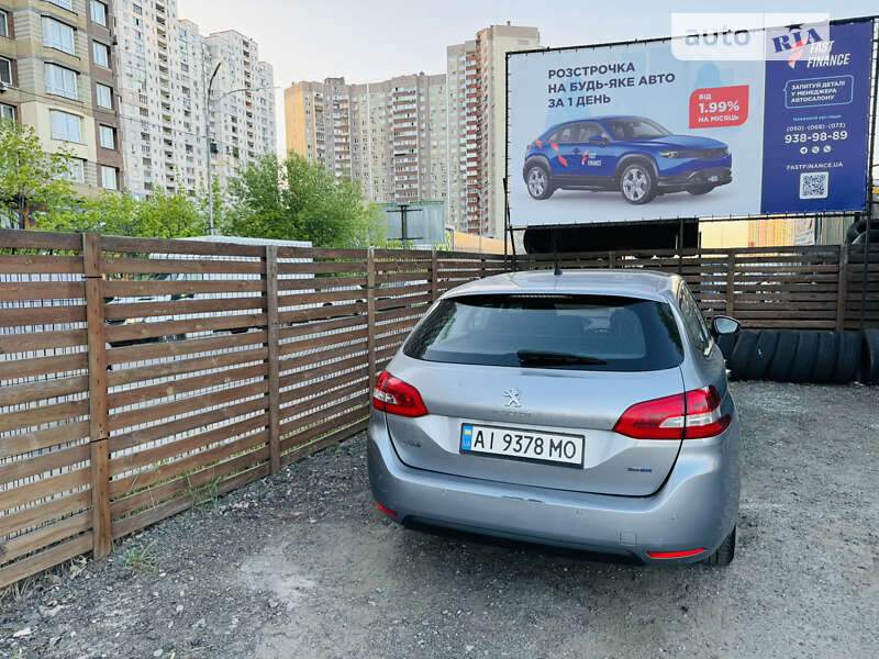 Універсал Peugeot 308 2016 в Києві