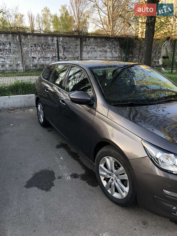 Універсал Peugeot 308 2015 в Києві