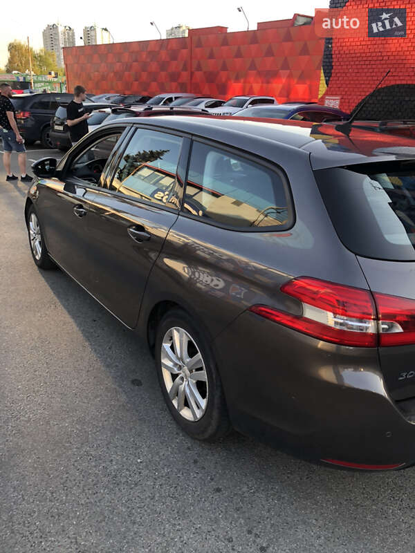 Універсал Peugeot 308 2015 в Києві