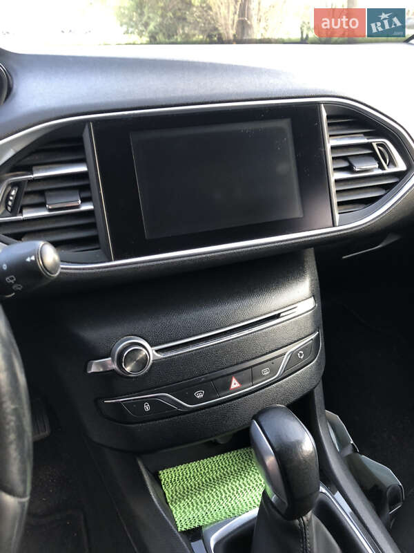 Універсал Peugeot 308 2015 в Києві