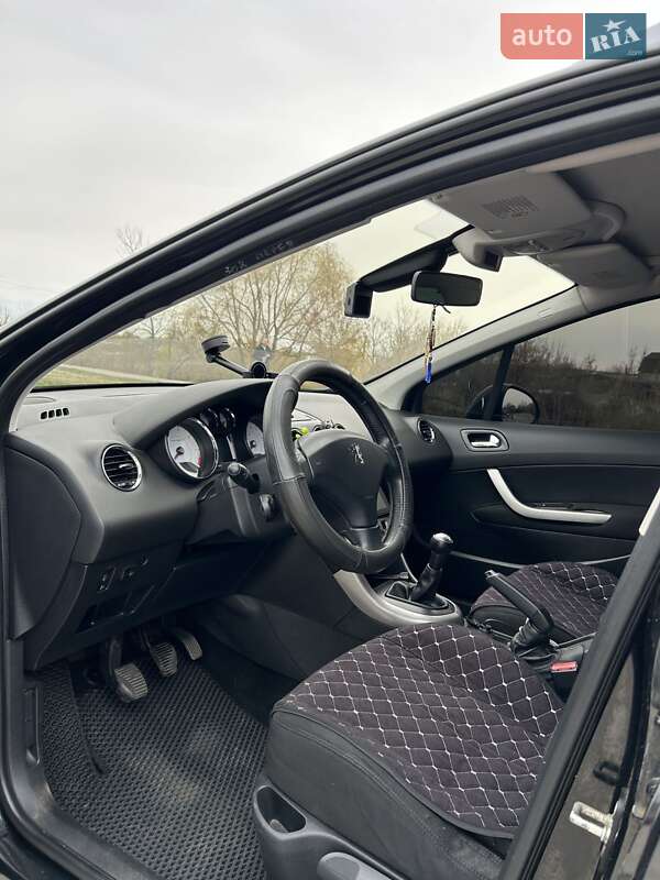 Універсал Peugeot 308 2010 в Нетішині