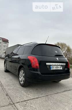 Универсал Peugeot 308 2010 в Нетешине