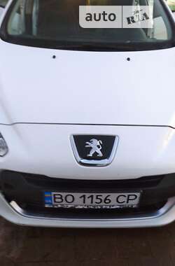 Универсал Peugeot 308 2012 в Бережанах