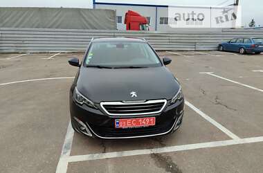 Универсал Peugeot 308 2016 в Ровно