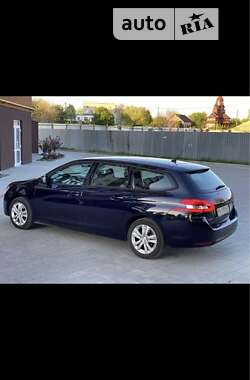 Универсал Peugeot 308 2017 в Хмельницком