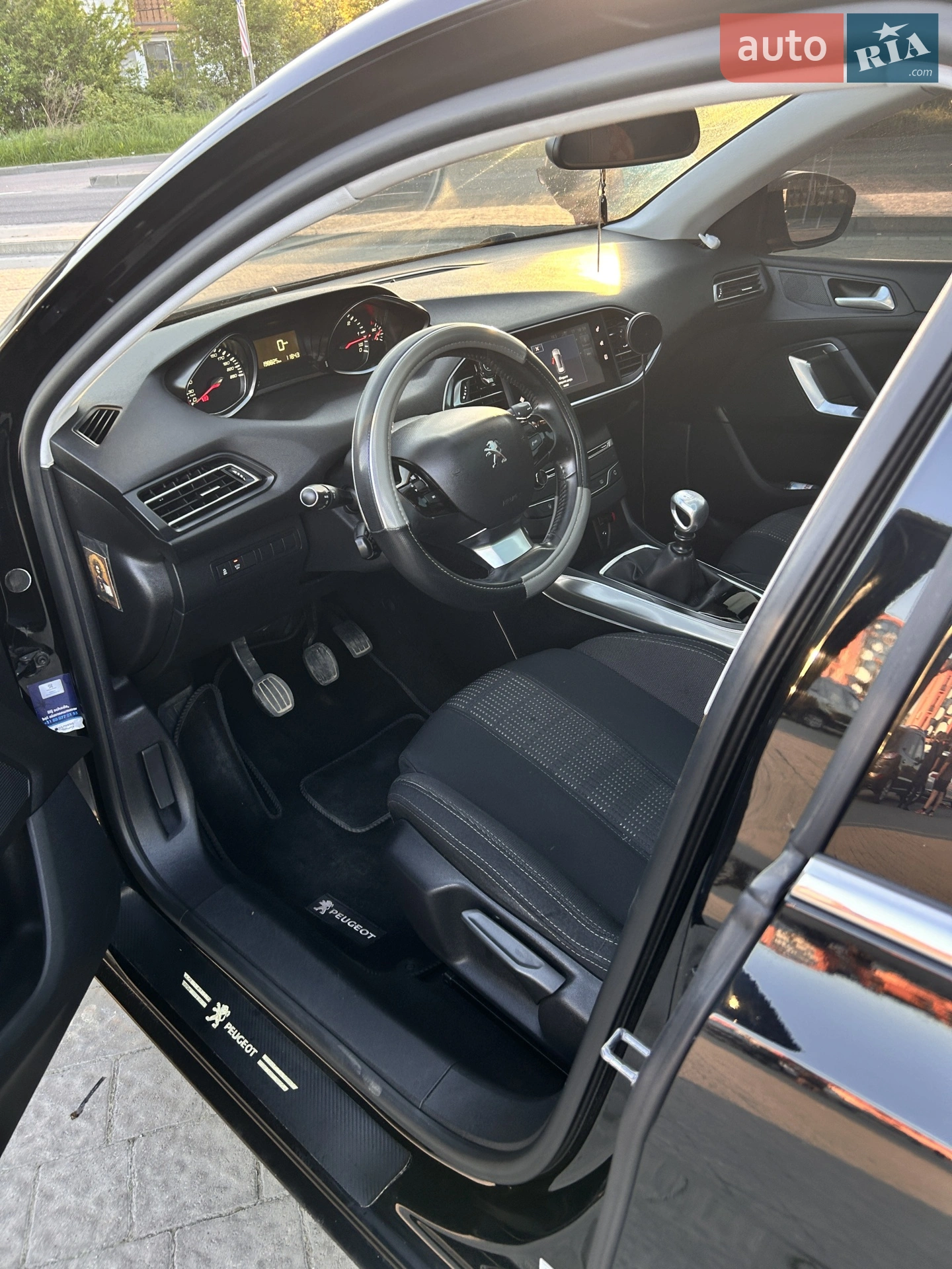 2017 Peugeot 308 - мініатюра 25