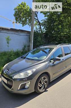 Универсал Peugeot 308 2012 в Львове