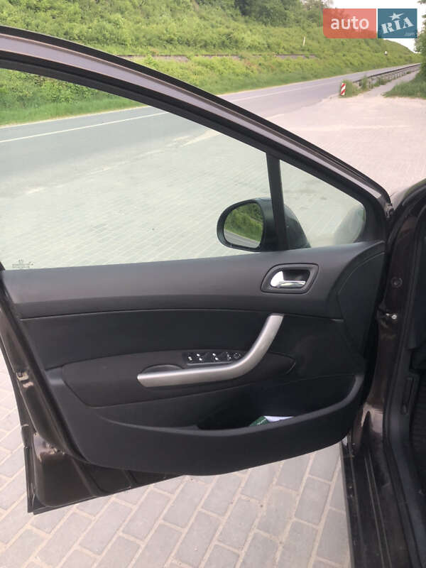 Универсал Peugeot 308 2012 в Теребовле