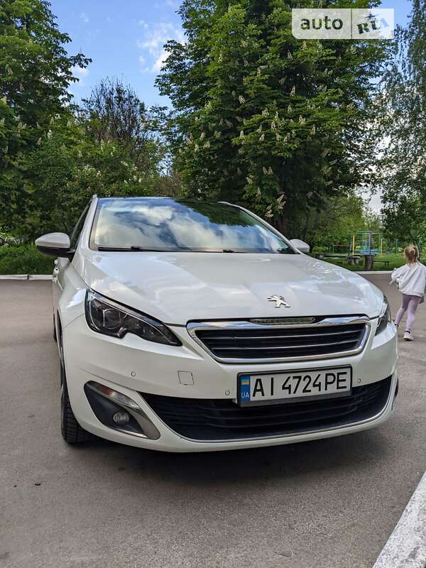 Универсал Peugeot 308 2016 в Переяславе