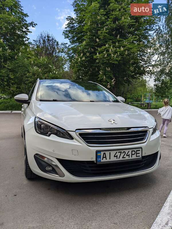 Универсал Peugeot 308 2016 в Киеве