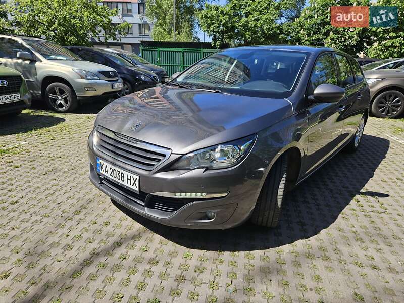 Универсал Peugeot 308 2016 в Киеве