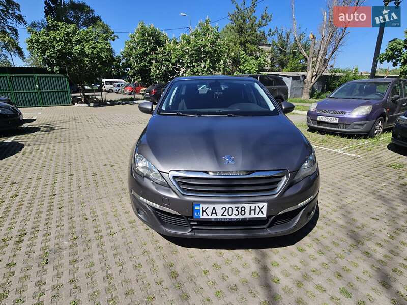 Универсал Peugeot 308 2016 в Киеве