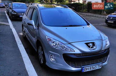 Универсал Peugeot 308 2009 в Рени