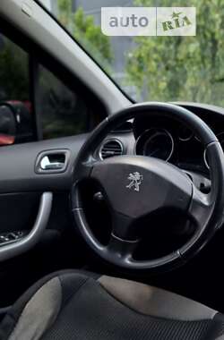 Хэтчбек Peugeot 308 2012 в Львове