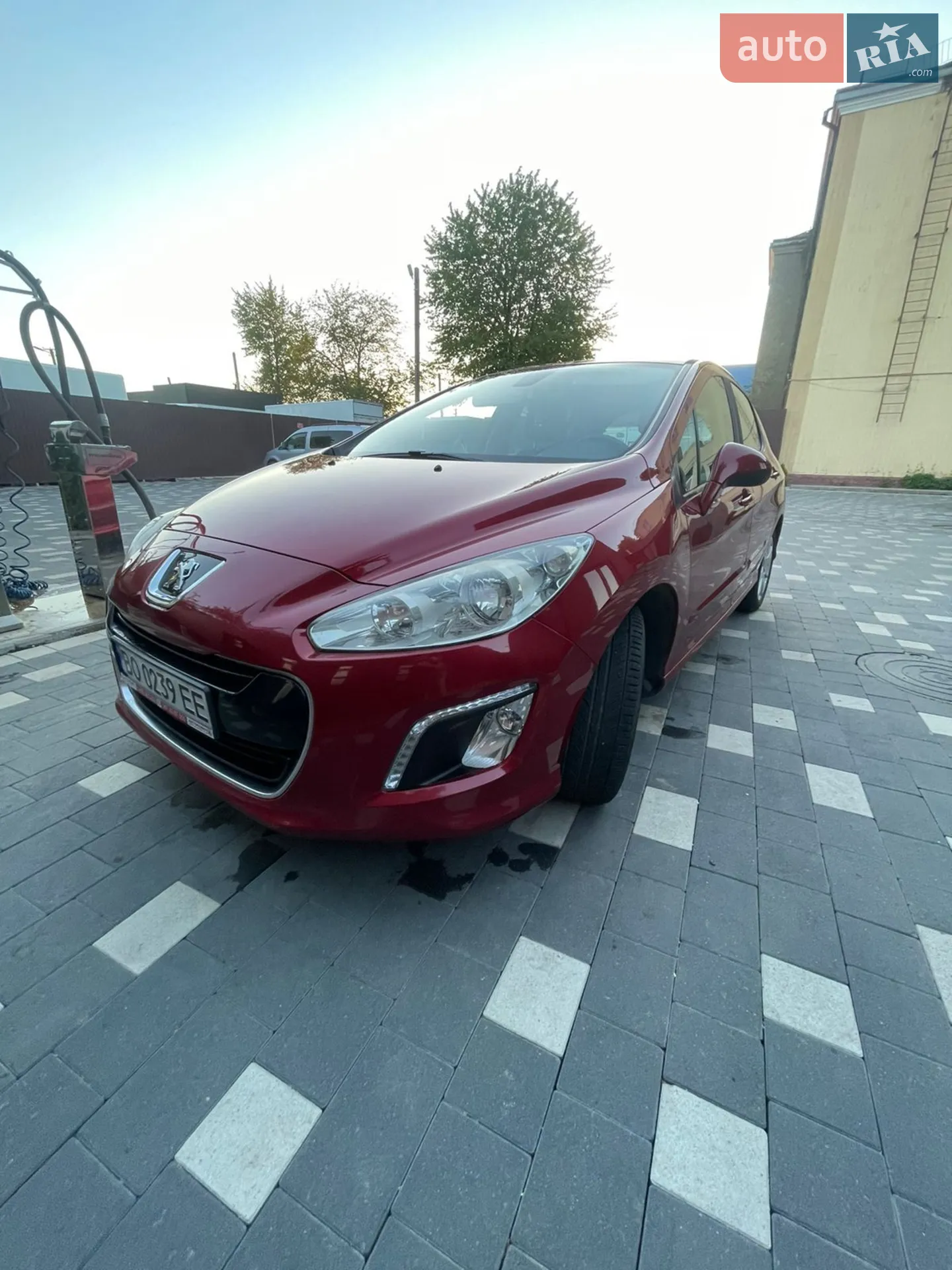 2011 Peugeot 308 - фото 1