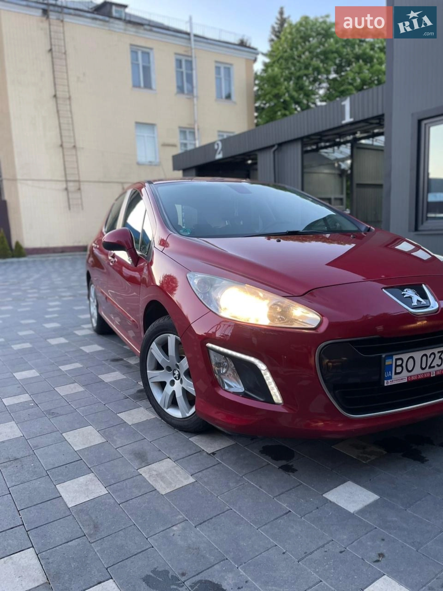 2011 Peugeot 308 - мініатюра 2