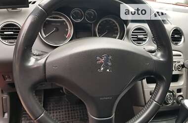 Хэтчбек Peugeot 308 2010 в Чернигове