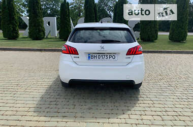 Хэтчбек Peugeot 308 2015 в 