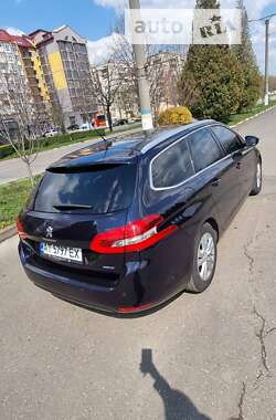 Универсал Peugeot 308 2015 в Калуше