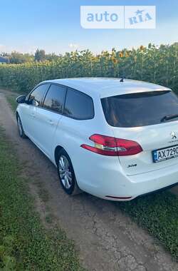 Універсал Peugeot 308 2015 в Харкові