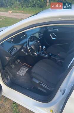 Універсал Peugeot 308 2015 в Харкові