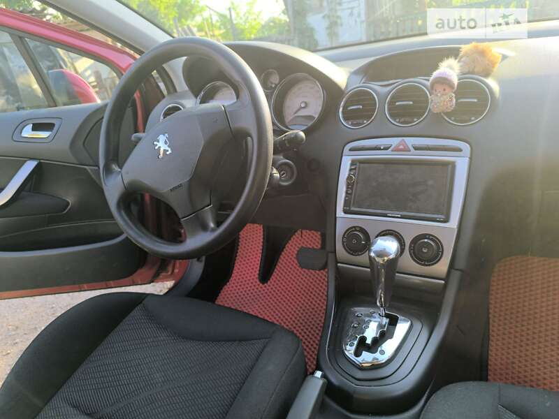 Хетчбек Peugeot 308 2008 в Кагарлику