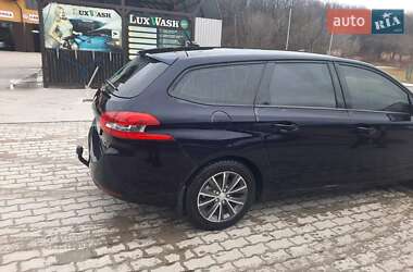 Универсал Peugeot 308 2015 в Гусятине