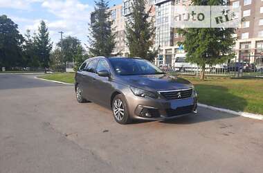 Універсал Peugeot 308 2018 в Чернівцях