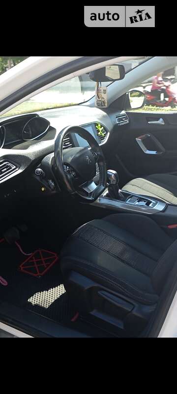 Универсал Peugeot 308 2016 в Львове фото 15 Универсал Peugeot 308 2016 в Львове