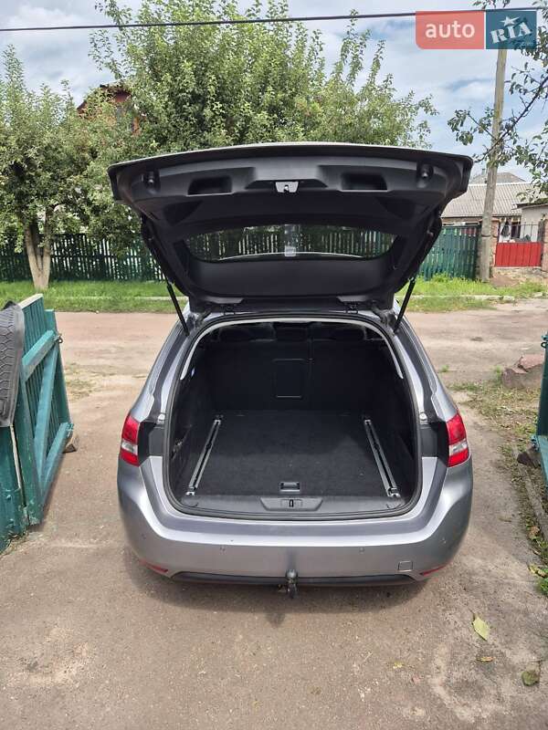 Універсал Peugeot 308 2015 в Житомирі