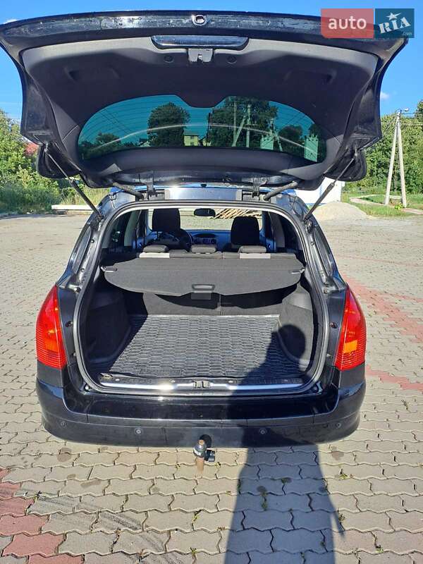 Універсал Peugeot 308 2011 в Львові