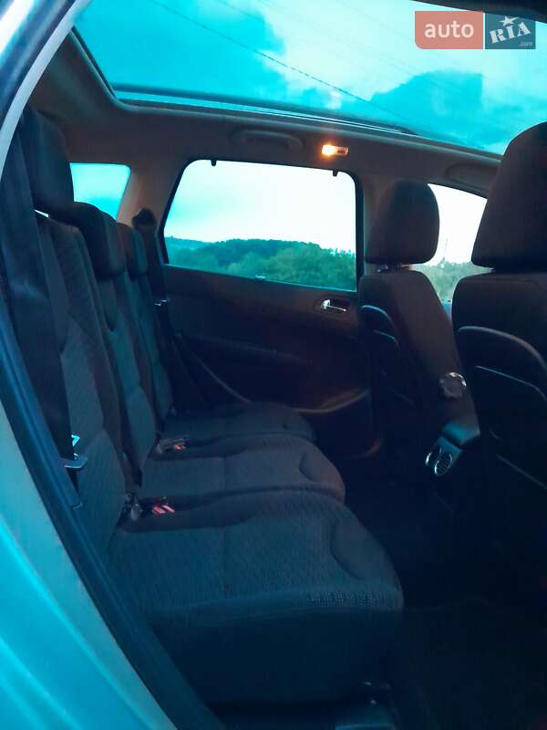 Универсал Peugeot 308 2010 в Киеве