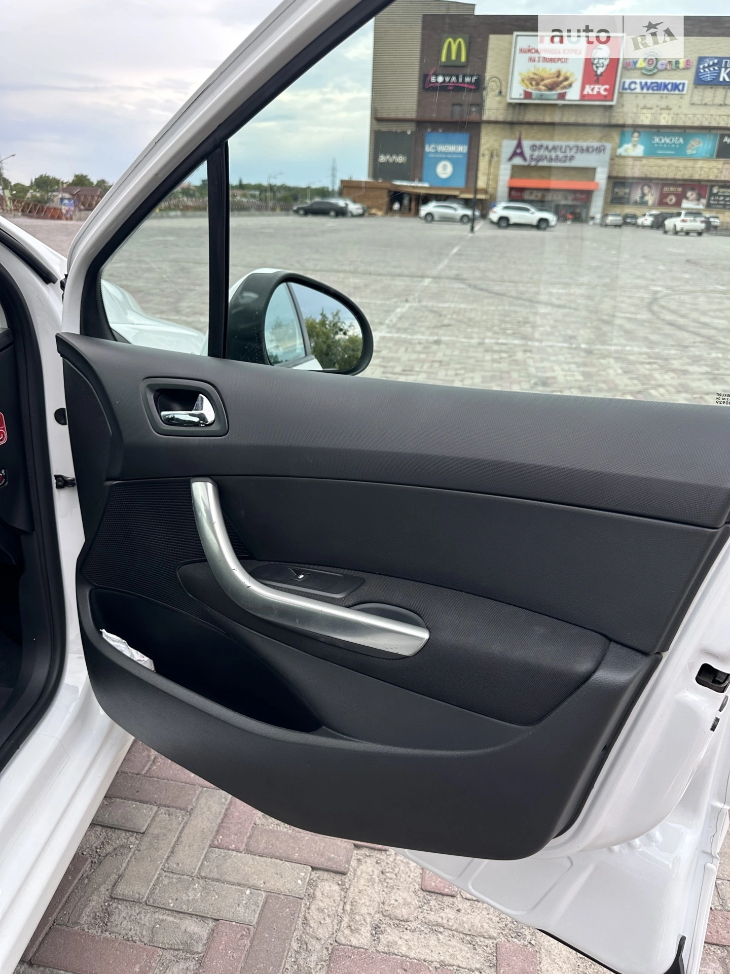 2013 Peugeot 308 - мініатюра 12
